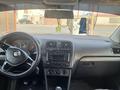 Volkswagen Polo 2016 годаүшін5 900 000 тг. в Атырау – фото 16