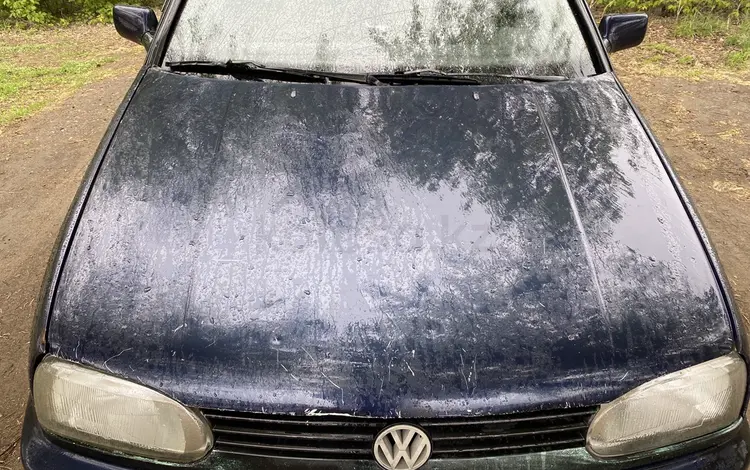 Volkswagen Golf 1993 года за 578 000 тг. в Актобе