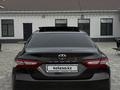 Toyota Camry 2018 года за 14 500 000 тг. в Атырау – фото 3
