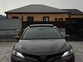 Toyota Camry 2018 года за 14 500 000 тг. в Атырау – фото 2