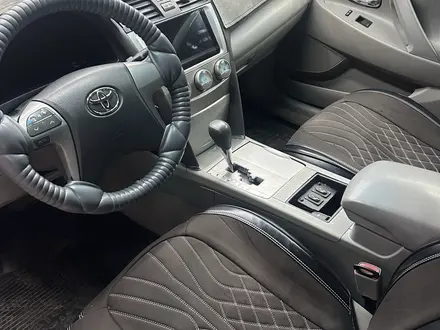 Toyota Camry 2007 года за 4 950 000 тг. в Караганда – фото 23