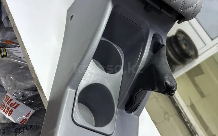 Подлокотник на DAEWOO NEXIA 2үшін100 тг. в Актобе