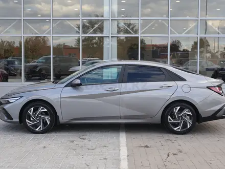 Hyundai Elantra 2024 года за 10 400 000 тг. в Астана – фото 2