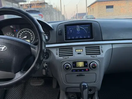 Hyundai Sonata 2006 года за 3 200 000 тг. в Шымкент – фото 4