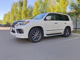 Lexus LX 570 2014 годаfor26 000 000 тг. в Астана