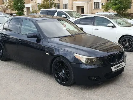 BMW 545 2005 года за 7 500 000 тг. в Актау – фото 2