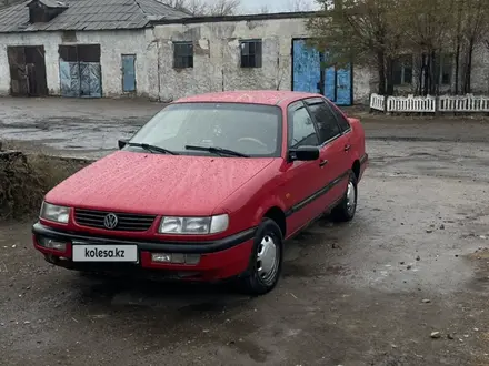 Volkswagen Passat 1994 года за 1 850 000 тг. в Караганда – фото 2