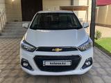 Chevrolet Spark 2018 года за 4 400 000 тг. в Шымкент