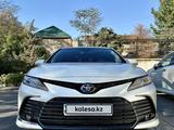 Toyota Camry 2021 года за 25 000 000 тг. в Шымкент