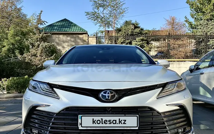 Toyota Camry 2021 года за 25 000 000 тг. в Шымкент