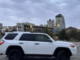Toyota 4Runner 2023 годаүшін26 300 000 тг. в Актау – фото 4