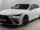 Lexus ES 250 F Sport 2.5 2021 года за 21 500 000 тг. в Алматы