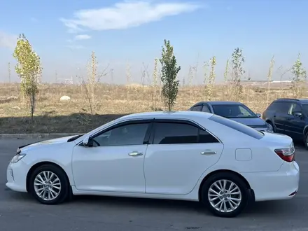 Toyota Camry 2015 года за 11 000 000 тг. в Алматы – фото 10