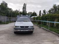 Volkswagen Passat 1994 годаүшін2 000 000 тг. в Тараз