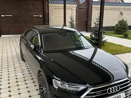Audi A8 2019 года за 35 000 000 тг. в Шымкент – фото 2