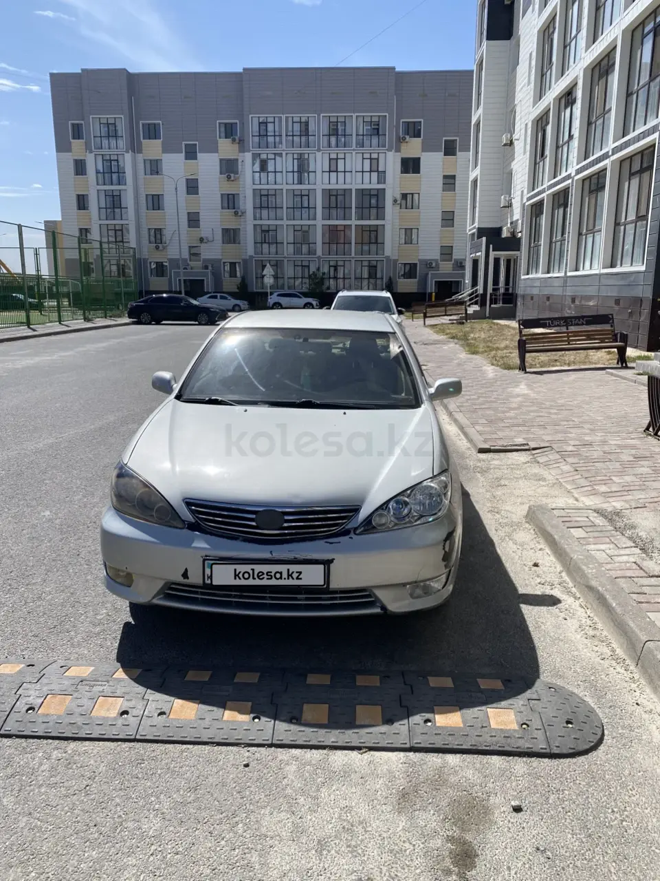Toyota Camry, 2005