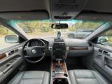 Volkswagen Touareg 2007 года за 6 200 000 тг. в Алматы – фото 5