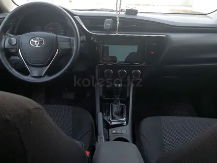 Toyota Corolla 2018 года за 9 500 000 тг. в Атырау – фото 4