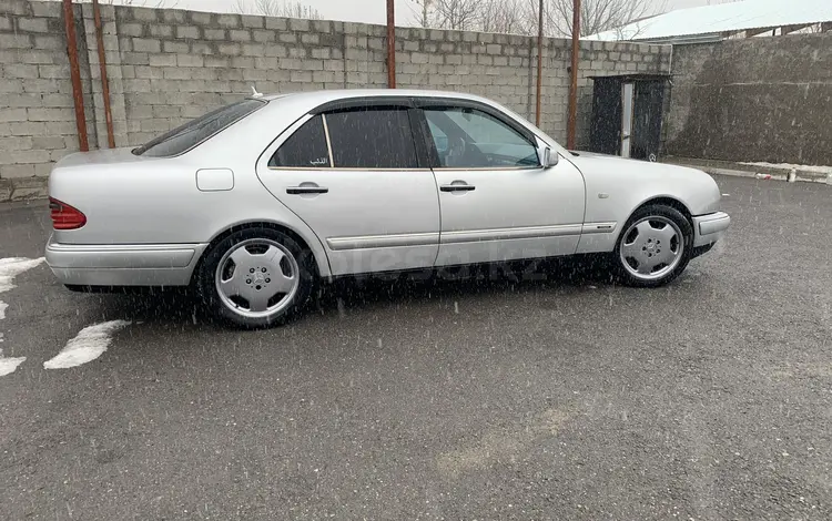 Mercedes-Benz E 320 1998 годаfor3 700 000 тг. в Шымкент