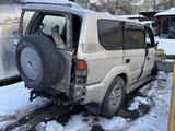 Toyota Land Cruiser Prado 1998 года за 10 000 тг. в Алматы – фото 4