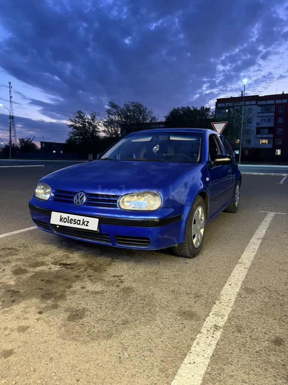 Volkswagen Golf, 1999