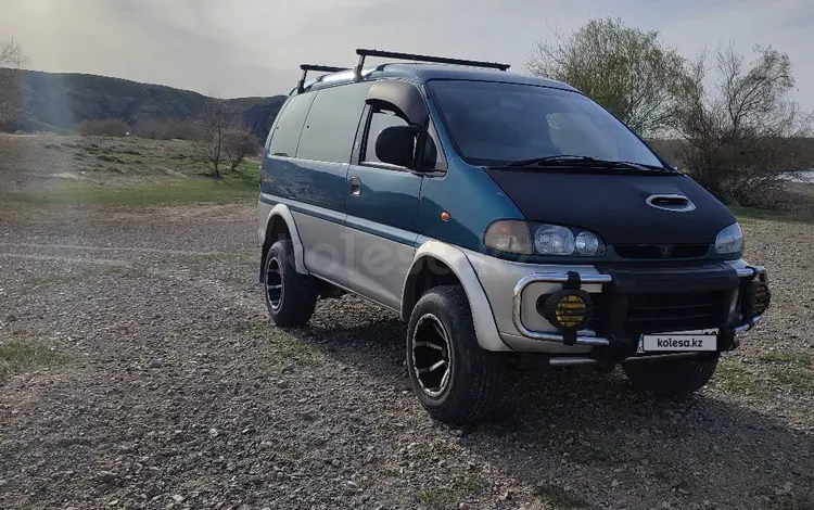 Mitsubishi Delica 1997 годаүшін5 000 000 тг. в Алматы