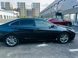 Toyota Camry 2015 года за 5 900 000 тг. в Атырау – фото 5