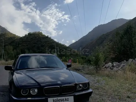 BMW 728 1996 года за 3 000 000 тг. в Алматы