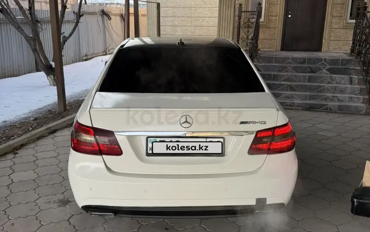 Mercedes-Benz E 200 2011 годаүшін8 000 000 тг. в Алматы