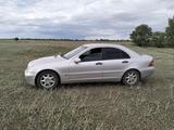 Mercedes-Benz C 180 2001 года за 1 800 000 тг. в Уральск