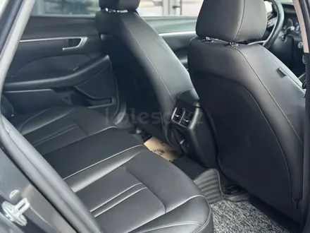 Hyundai Sonata 2021 года за 10 500 000 тг. в Шымкент – фото 16