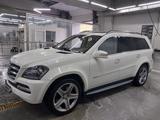 Mercedes-Benz GL 500 2011 годаfor9 000 000 тг. в Караганда