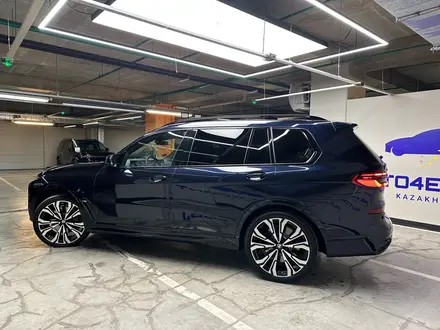 BMW X7 2024 года за 79 950 000 тг. в Алматы – фото 3