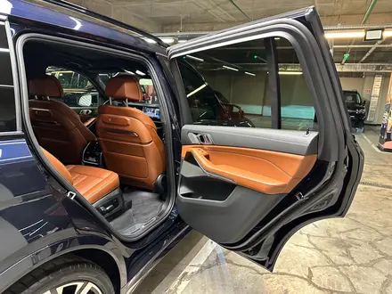 BMW X7 2024 года за 79 950 000 тг. в Алматы – фото 45