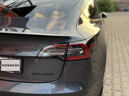 Tesla Model 3 2022 года за 22 000 000 тг. в Алматы – фото 7