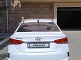 Hyundai Accent 2021 года за 7 290 000 тг. в Астана – фото 3