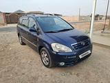 Toyota Avensis Verso 2002 года за 3 800 000 тг. в Шымкент