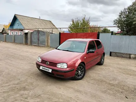 Volkswagen Golf 1999 года за 2 100 000 тг. в Уральск – фото 3