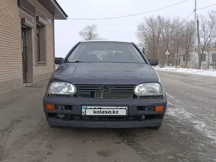 Volkswagen Golf 1993 года за 850 000 тг. в Павлодар – фото 2