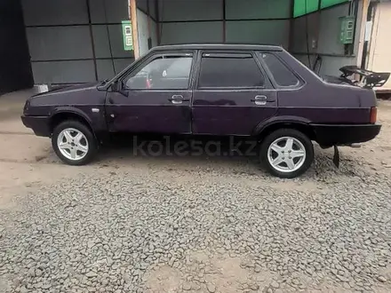 ВАЗ (Lada) 21099 1999 года за 650 000 тг. в Осакаровка