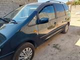 Volkswagen Sharan 1997 годаfor1 800 000 тг. в Тараз – фото 3