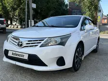 Toyota Avensis, 2013