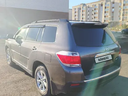 Toyota Highlander 2011 года за 9 000 000 тг. в Актобе – фото 6