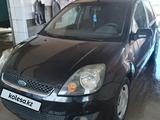 Ford Fiesta 2006 годаүшін2 600 000 тг. в Караганда