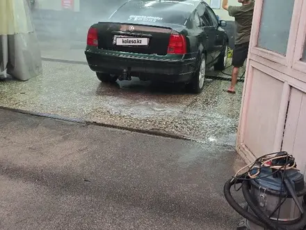 Volkswagen Passat 1998 года за 1 500 000 тг. в Алматы – фото 9