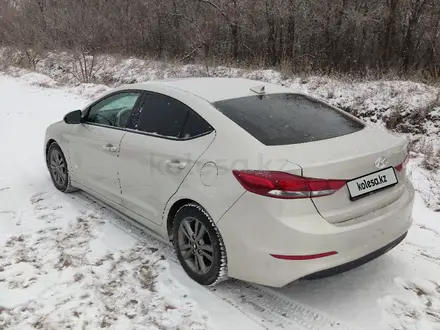 Hyundai Elantra 2017 года за 7 800 000 тг. в Уральск – фото 8