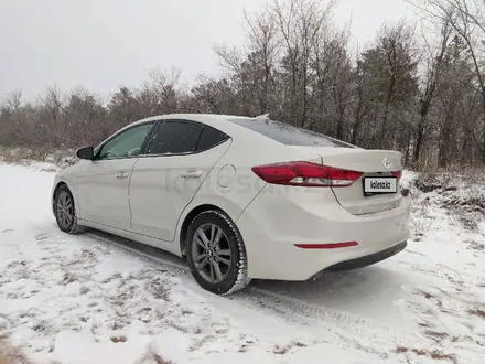 Hyundai Elantra 2017 года за 7 800 000 тг. в Уральск – фото 9