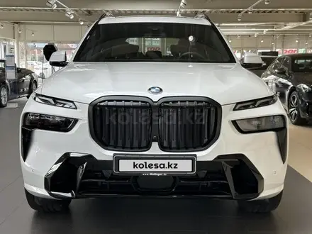 BMW X7 2024 года за 66 500 000 тг. в Астана – фото 3