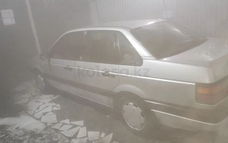 Volkswagen Passat 1992 годаүшін1 600 000 тг. в Семей
