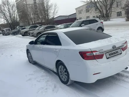 Toyota Camry 2013 года за 9 600 000 тг. в Кокшетау – фото 2